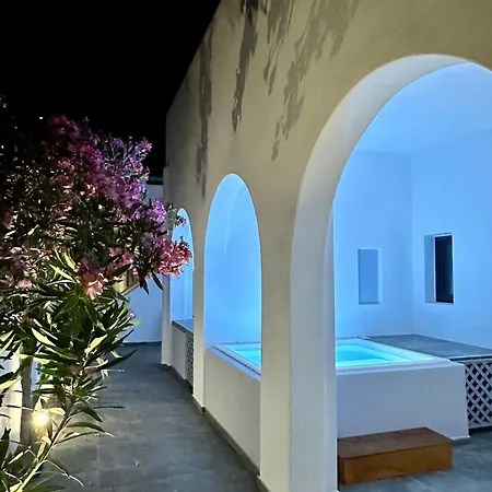 Aparthotel Santorini Miracles Suites, Adults Only *