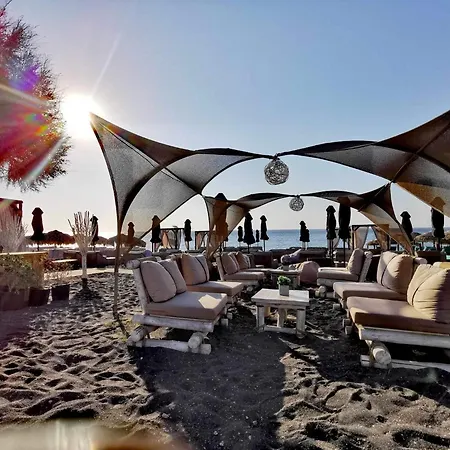 Santorini Miracles Suites, Adults Only Aparthotel