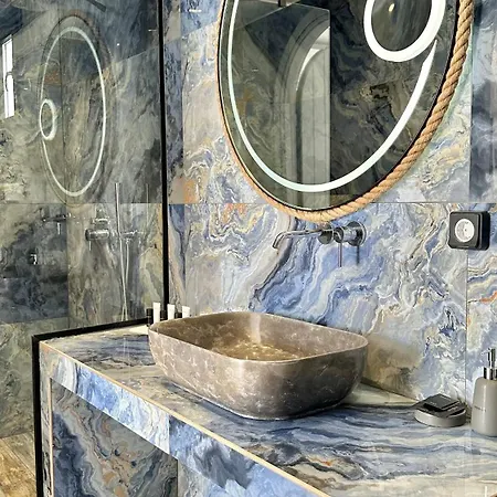 Aparthotel Santorini Miracles Suites, Adults Only *
