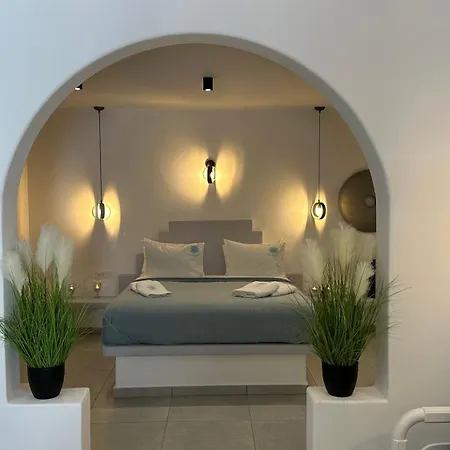 Aparthotel Santorini Miracles Suites, Adults Only *