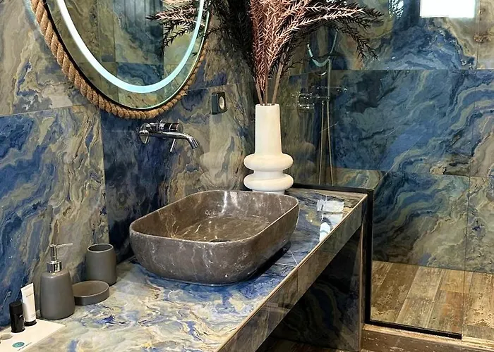 Miracles By Anastasia Princess, Adults Only 4* Перисса