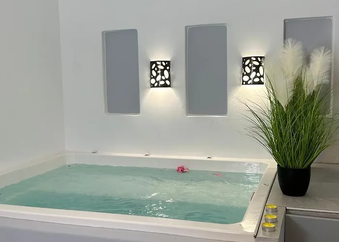 Ξενοδοχείο με διαμερίσματα Miracles By Anastasia Princess, Adults Only