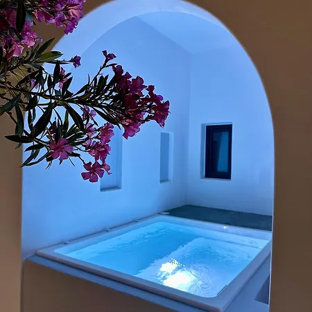 Lägenhetshotell Miracles By Anastasia Princess, Adults Only Perissa (Santorini)